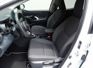 Toyota Yaris 2020 1.5 Hybrid e-CVT-thumb-10
