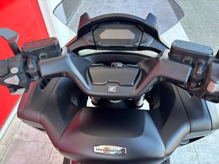 Honda Integra 750 2019-thumb-14