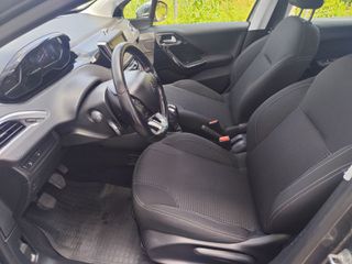Peugeot 208 2018 1.2 Vti 110ps Allure clima/navi-thumb-14