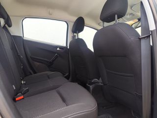 Peugeot 208 2018 1.2 Vti 110ps Allure clima/navi-thumb-20