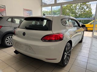 Volkswagen Scirocco 2011-thumb-4