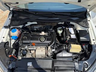 Volkswagen Scirocco 2011-thumb-19