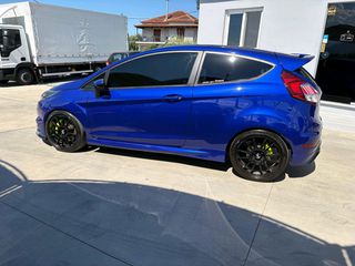Ford Fiesta 2014 ST 180 PERFORMANCE-thumb-7