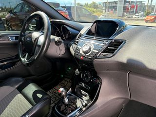 Ford Fiesta 2014 ST 180 PERFORMANCE-thumb-13