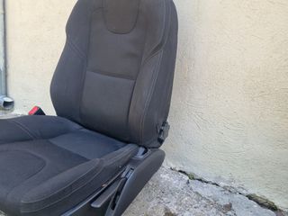 Καθίσματα Vovlo v40 d2 2012-2015-thumb-2