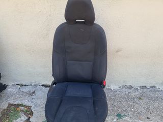 Καθίσματα Vovlo v40 d2 2012-2015-thumb-3
