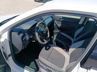 Skoda Fabia 2016 1,4 DIESEL 90 HP-thumb-7