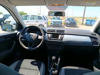 Skoda Fabia 2016 1,4 DIESEL 90 HP-thumb-11