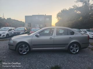 Skoda Octavia 2005 FSI-thumb-3