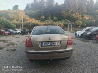 Skoda Octavia 2005 FSI-thumb-5