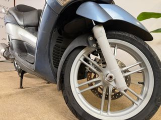 Yamaha X-CITY 250 2008-thumb-17