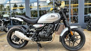 Royal Enfield Guerillia 450 2026 SMOKE SILVER-thumb-1