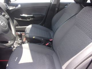 Opel Corsa 2014 ESSENTIA-thumb-5