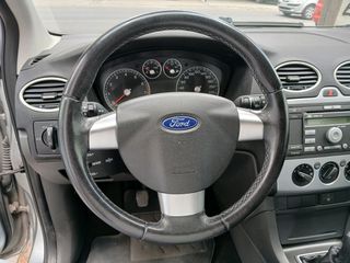 Ford Focus 2005-thumb-10