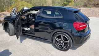 Mercedes-Benz GLA 220 2015