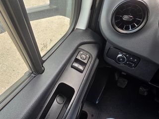 Καρότσα Mercedes-Benz 2022 SPRINTER 516 EURO 6D-316-ΑΔΕΙΑ ΔΧ-thumb-8