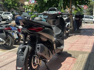 Piaggio Beverly 310 2026 ANNIVERSARY ΕΤΟΙΜΟΠΑΡΑΔΩΤΟ-thumb-2