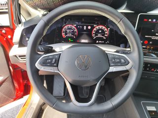 Volkswagen Golf 2025 1.5 eTSI 116PS DSG More-thumb-24