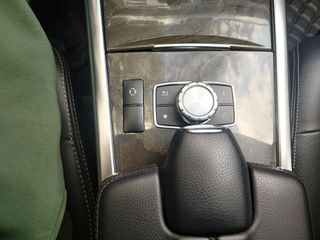 Mercedes-Benz E 300 2013-thumb-25