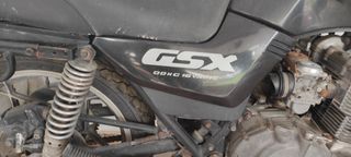 Suzuki GSX 400 1982-thumb-3