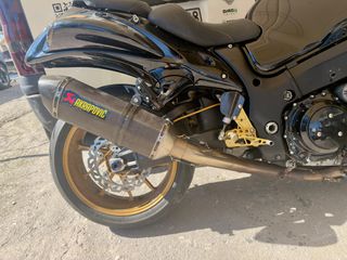 Akrapovic carbon