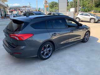 Ford Focus 2021-thumb-9