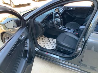 Ford Focus 2021-thumb-13