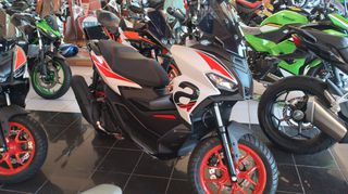 Aprilia SR GT 125 2026 ΕΤΟΙΜΟΠΑΡΑΔΟΤΟ ΣΕ ΟΛΑ ΤΑ ΧΡΩΜΑΤΑ-thumb-5