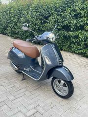 Piaggio Vespa GTS 300 2019 Gts 300