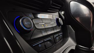 Ford Kuga 2017 1.5 EcoBoost ST-Line | ΕΩΣ 5 ΕΤΗ ΕΓΓΥΗΣΗ-thumb-24