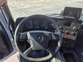 Σασί Mercedes-Benz 2015 3542 AROCKS 8Χ4-thumb-11