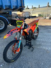 KTM 250 SX-F 2024