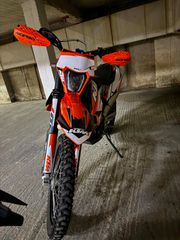 KTM 690 Enduro R 2014-thumb-2