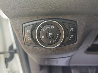 Ford Transit Courier 2021-thumb-36