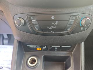 Ford Transit Courier 2021-thumb-37
