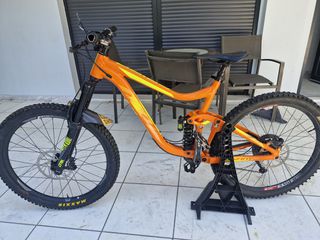Downhill - Enduro - Trail Giant 2020 Reign SX