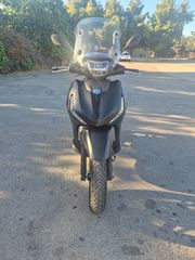 Piaggio Beverly 300 2023 HPE-thumb-3