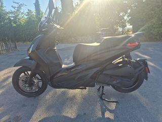 Piaggio Beverly 300 2023 HPE-thumb-4