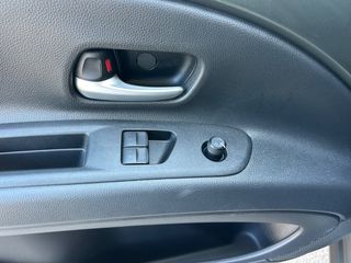 Toyota Aygo (X) 2022 1.0 X-Play Pulse Cvt F1 Autom Navi Kamera 72Hp-thumb-21