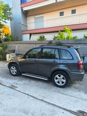 Toyota RAV 4 2003