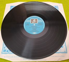 Άκης Πάνου, Μανώλης Μητσιάς – Παρών LP-thumb-4