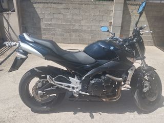 Suzuki GSR 600 2010 GSR 600-thumb-13