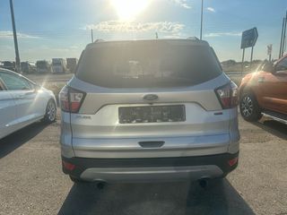 Ford Kuga 2017 Business-thumb-6