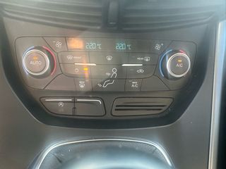 Ford Kuga 2017 Business-thumb-12