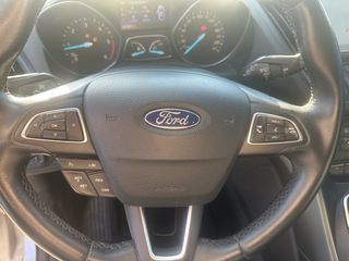 Ford Kuga 2017 Business-thumb-15