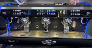 Μηχανή καφέ επαγγελματική Wega polaris Evd 3gr μεταχειρισμένη με σέρβις. Προσφορά μέχρι τέλος Ιουνίου!-thumb-1