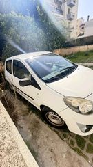 Renault Twingo 2011-thumb-1