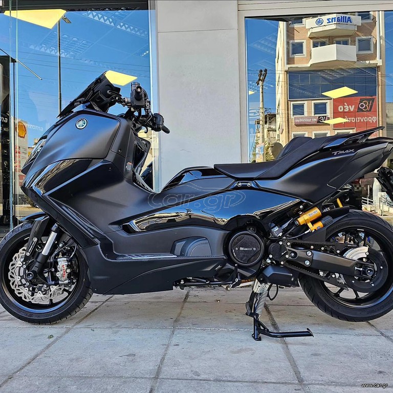 Yamaha TMAX 560 2024