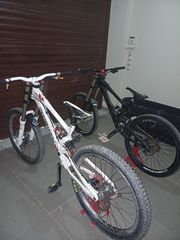 Downhill - Enduro - Trail 2012 Morewood  makulu-thumb-3