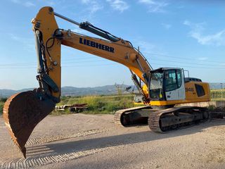 Εκσκαφέας Με Ερπύστριες Liebherr 2013 LIEBHERR  R946 LC